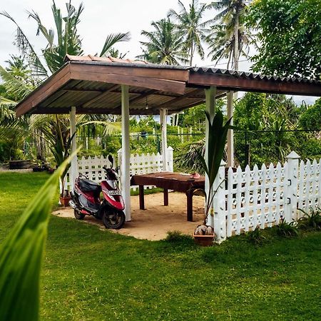 ホテルBeach Corner ウェリガマ エクステリア 写真